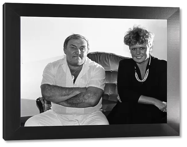 Comedian Les Dawson and his new girlfriend Tracey Roper. 23rd September 1987