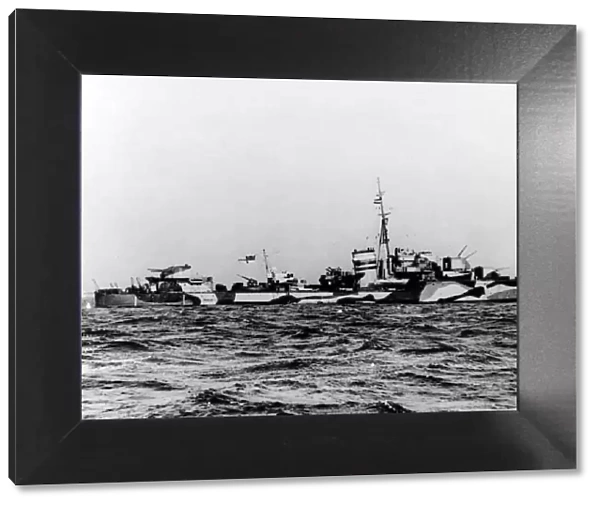 HMS Lookout, L Class Royal Navy Destroyer, British Official Photograph A7250