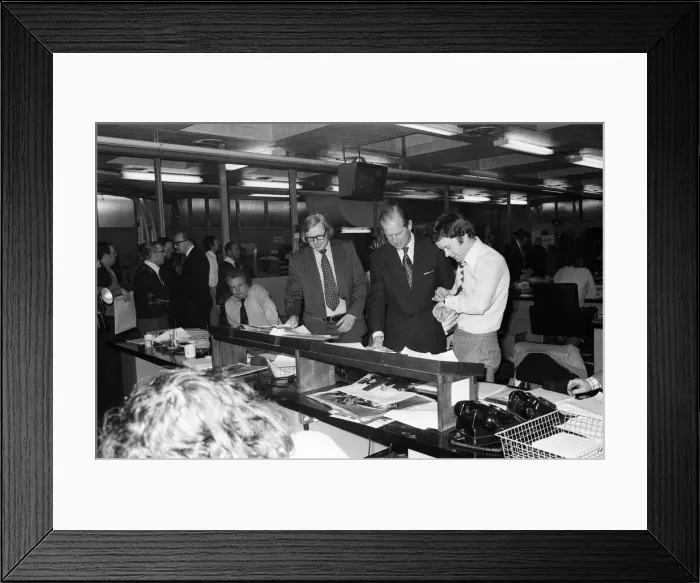 Framed Print : Prince Philip, Duke of Edinburgh, visits the offices of the Daily Mirror, Holborn office Framed Print : Prince Philip, Duke of Edinburgh, visits the offices of the Daily Mirror, Holborn office
