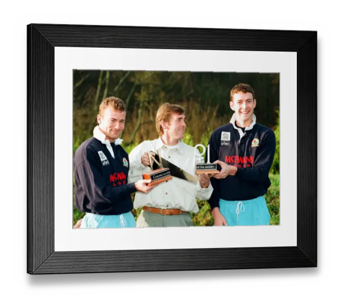 Framed Print : Kenny Dalglish, Manager of Blackburn Rovers, presents his two strikers Alan Shearer