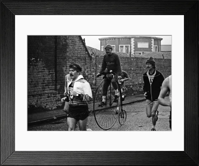 Framed Print : London Marathon 1981, Sponsored by Gillette, Sunday 29th March 1981 Framed Print : London Marathon 1981, Sponsored by Gillette, Sunday 29th March 1981