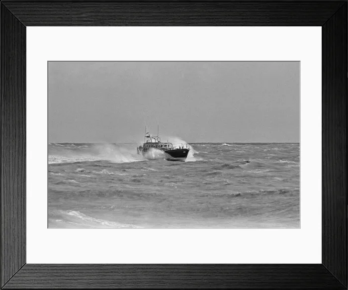 Framed Print : The R. N. L. B. Sealink Endeavour 12-002 Mersey Class Lifeboat seen here being put through