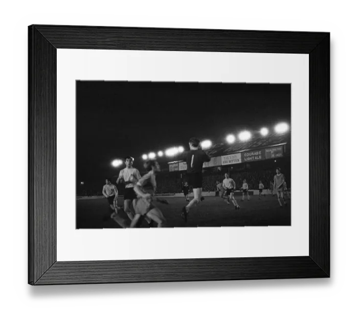 Framed Print : Reading v Watford. Final Score 1-0 to Watford. Elm Park, Reading, Berkshire Framed Print : Reading v Watford. Final Score 1-0 to Watford. Elm Park, Reading, Berkshire