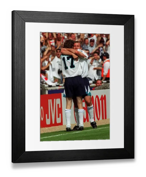 Framed Print : Alan Shearer and Steve McManaman of England celebrate Shearer Framed Print : Alan Shearer and Steve McManaman of England celebrate Shearer