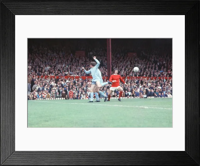 Framed Print : Man United 3-1 Sunderland, league division one match at Old Trafford