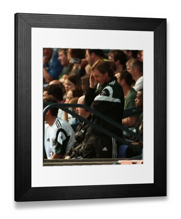Framed Print : KENNY DALGLISH MANaGER NEWCATLE UNITED 26 JULY 1997 KENNY DALGLISH FOOTBALL Framed Print : KENNY DALGLISH MANaGER NEWCATLE UNITED 26 JULY 1997 KENNY DALGLISH FOOTBALL