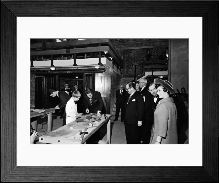 Framed Print : Princess Margaret, Countess of Snowdon and Antony Armstrong-Jones Framed Print : Princess Margaret, Countess of Snowdon and Antony Armstrong-Jones