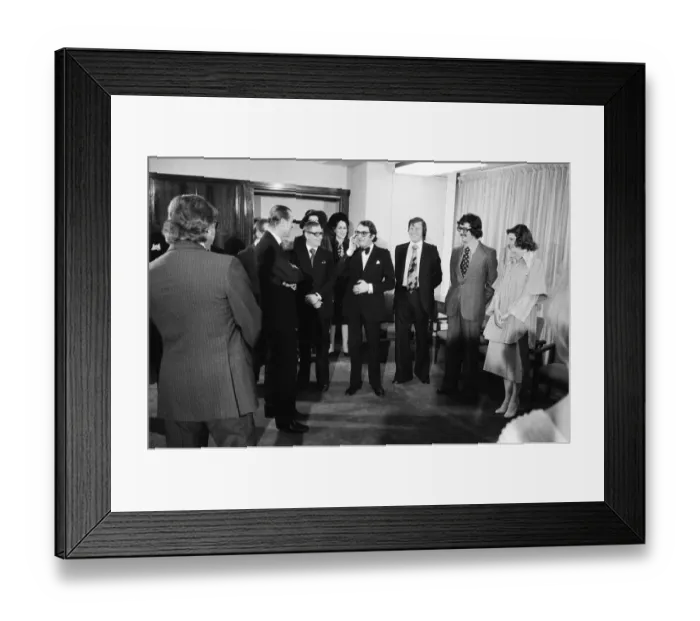 Framed Print : Prince Philip, Duke of Edinburgh, visits the offices of the Daily Mirror, Holborn office Framed Print : Prince Philip, Duke of Edinburgh, visits the offices of the Daily Mirror, Holborn office