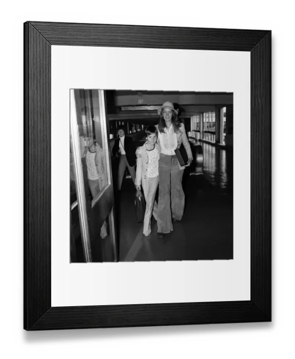 Framed Print : Sabrina Guinness and actress Tatum O Neal leave Heathrow Airport for a holiday