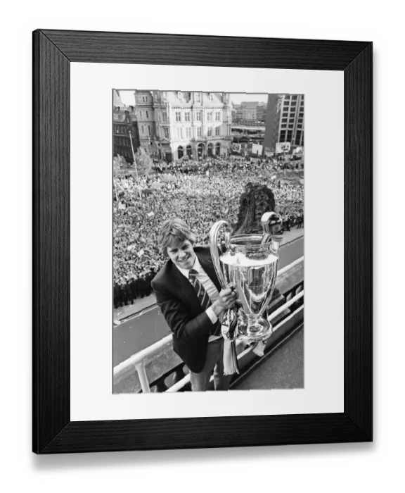 Framed Print : Newly crowned European champions Aston Villa, parade the European Champions Cup trophy to Framed Print : Newly crowned European champions Aston Villa, parade the European Champions Cup trophy to