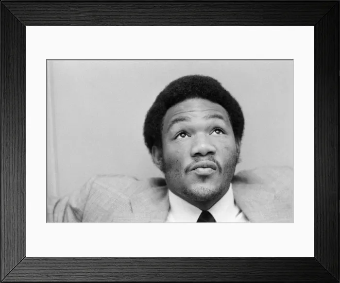 Framed Print : Heavyweight champion of the world, George Foreman in London Framed Print : Heavyweight champion of the world, George Foreman in London