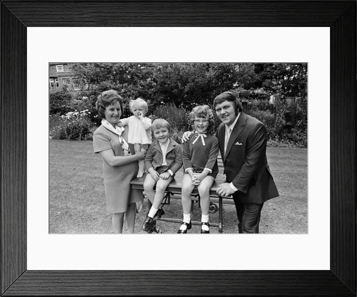 Framed Print : Les Dawson at home at Lytham St Annes, Lancashire, with his wife Margaret