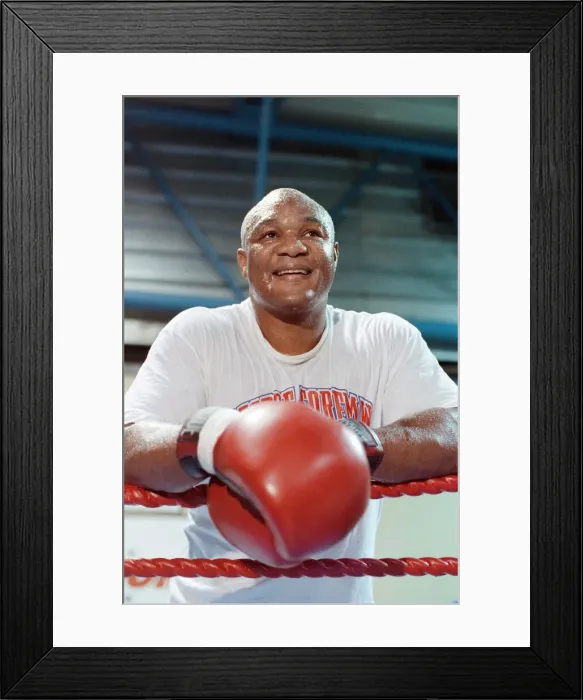 Framed Print : George Foreman pictured during training ahead of his fight with Terry Anderson Framed Print : George Foreman pictured during training ahead of his fight with Terry Anderson