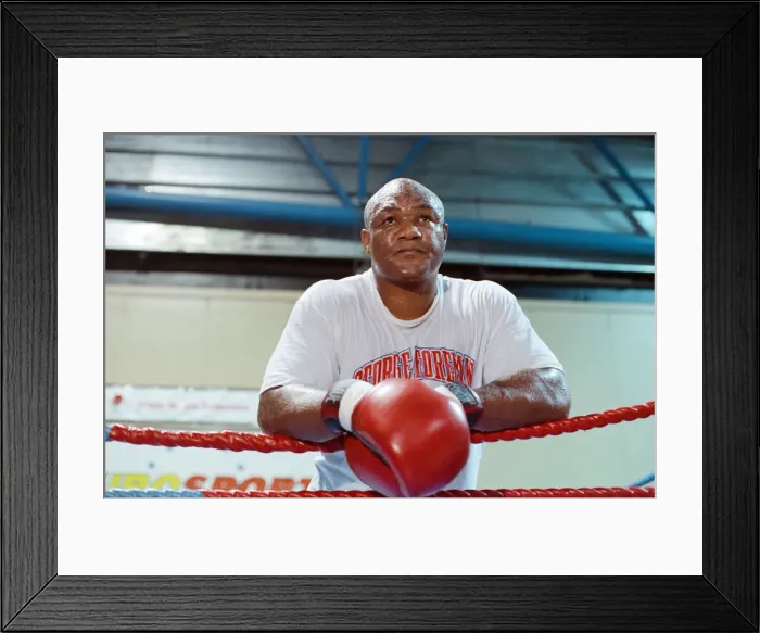 Framed Print : George Foreman pictured during training ahead of his fight with Terry Anderson Framed Print : George Foreman pictured during training ahead of his fight with Terry Anderson