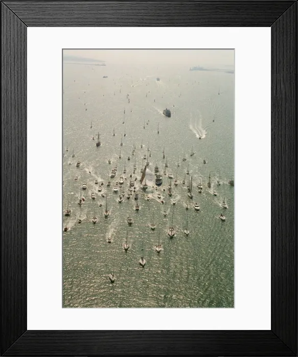 Framed Print : Maiden returns to the UK. 28th May 1990. Maiden is centre with orange
