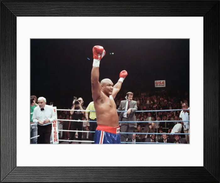 Framed Print : George Foreman vs. Terry Anderson, London Arena, London
