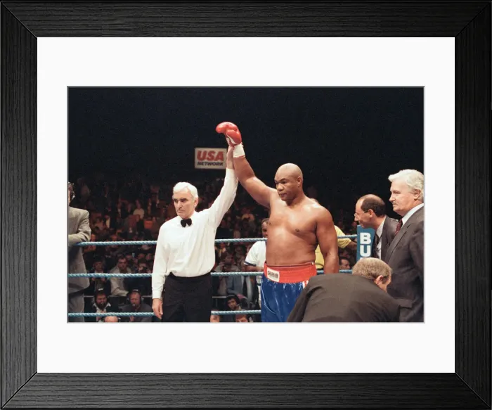 Framed Print : George Foreman vs. Terry Anderson, London Arena, London