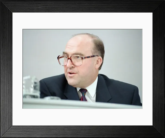Framed Print : 1992 Labour Party leadership election. John Smith. 10th July 1992 Framed Print : 1992 Labour Party leadership election. John Smith. 10th July 1992