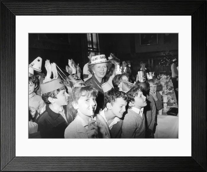 Framed Print : Margaret Thatcher at House of Commons childrens party- May 1985 Framed Print : Margaret Thatcher at House of Commons childrens party- May 1985