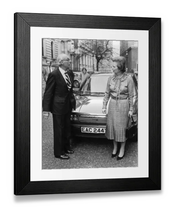 Framed Print : MARGARET THATCHER AND DENIS THATCHER WITH THEIR MAESTRO - 1ST MARCH 1983
