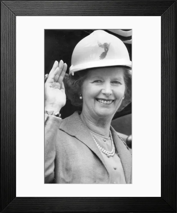 Framed Print : Margaret Thatcher wearing a hard hat during visit to construction site - July 1986 Framed Print : Margaret Thatcher wearing a hard hat during visit to construction site - July 1986