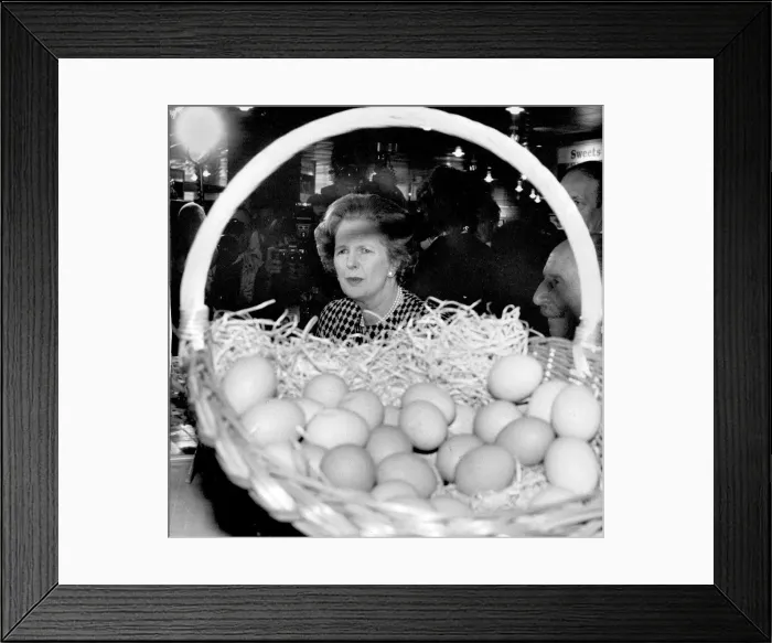 Framed Print : Margaret Thatcher and basket of eggs - June 1987 Framed Print : Margaret Thatcher and basket of eggs - June 1987