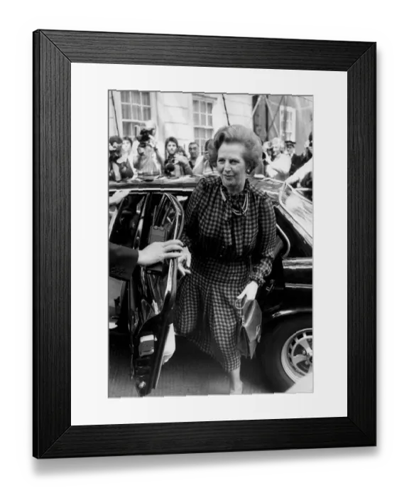 Framed Print : Margaret Thatcher arriving at Tory HQ in Smith Square getting out of car - June 1983 Framed Print : Margaret Thatcher arriving at Tory HQ in Smith Square getting out of car - June 1983