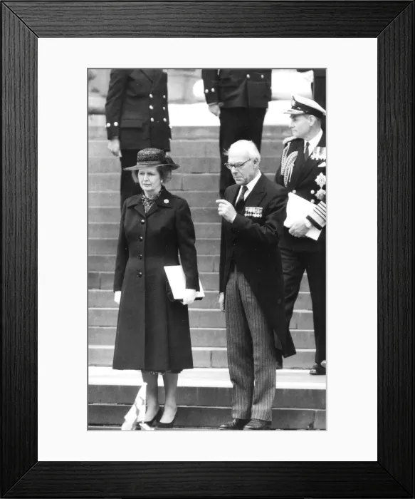 Framed Print : Margaret Thatcher and husband Denis at St Pauls Cathedral for Falklands War memorial Framed Print : Margaret Thatcher and husband Denis at St Pauls Cathedral for Falklands War memorial