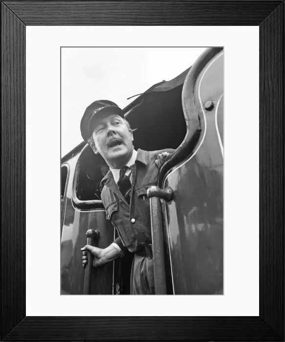 Framed Print : The Flying Scotsman. The 40th anniversary run from Kings Cross to Edinburgh Framed Print : The Flying Scotsman. The 40th anniversary run from Kings Cross to Edinburgh