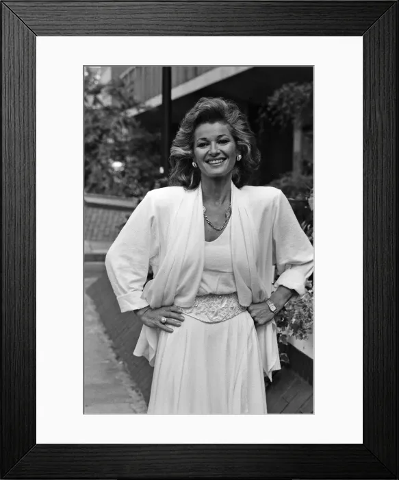 Framed Print : Colbys star Stephanie Beacham is back in Britain on a private visit. 30th May 1986 Framed Print : Colbys star Stephanie Beacham is back in Britain on a private visit. 30th May 1986