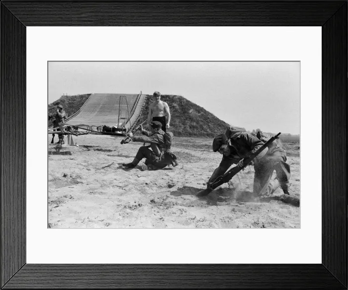 Framed Print : The filming of A Bridge Too Far'in Deventer, Holland. 10th May 1976 Framed Print : The filming of A Bridge Too Far'in Deventer, Holland. 10th May 1976
