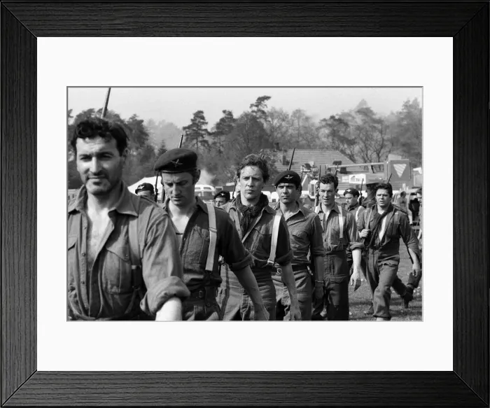 Framed Print : The filming of A Bridge Too Far'in Deventer, Holland. 10th May 1976