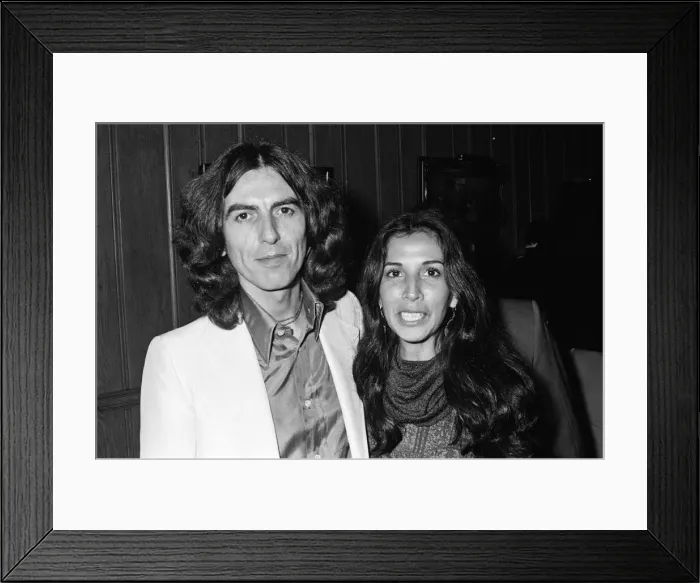 Framed Print : George Harrison and his girlfriend Olivia. 18th November 1976 Framed Print : George Harrison and his girlfriend Olivia. 18th November 1976