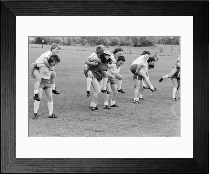 Framed Print : England Womens Football Team, pictured during training session ahead of their Framed Print : England Womens Football Team, pictured during training session ahead of their
