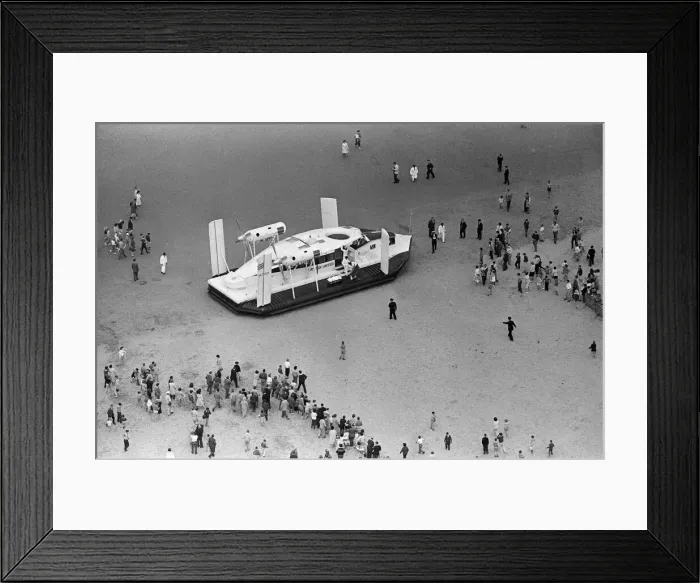Framed Print : The Vickers Hovercraft has a trial run between Moreton, Wallasey, and Rhyl, North Wales Framed Print : The Vickers Hovercraft has a trial run between Moreton, Wallasey, and Rhyl, North Wales