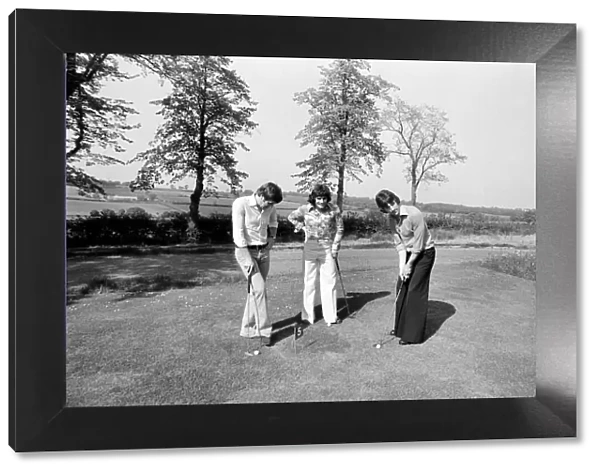 England Squad playing golf before one of their international matches