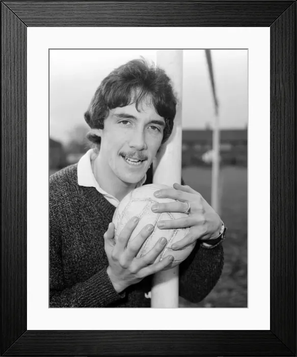 Framed Print : Sport: Football: Birmingham goalkeeper Tony Coton. December 1980 80-07237 Framed Print : Sport: Football: Birmingham goalkeeper Tony Coton. December 1980 80-07237
