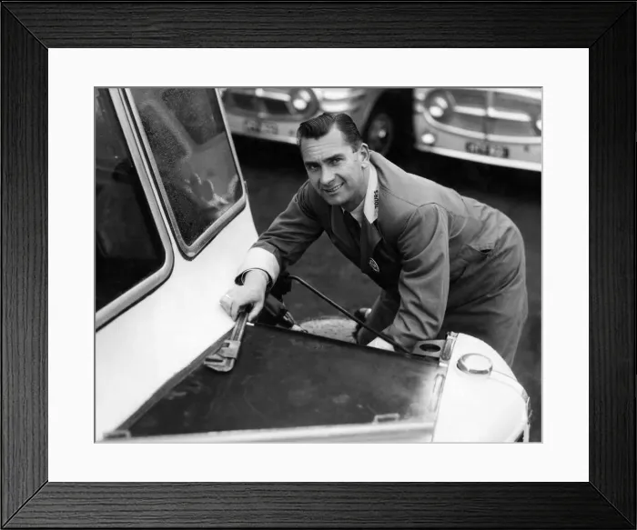 Framed Print : Jackie Milburn Footballer. P07065 Framed Print : Jackie Milburn Footballer. P07065
