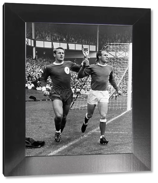 F. A Charity Shield. Everton v. Liverpool. 13th August 1966