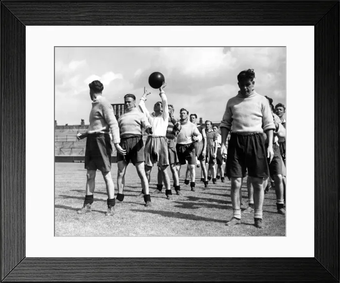 Framed Print : Manchester City FC in training at Maine Road. 10th August 1950 Framed Print : Manchester City FC in training at Maine Road. 10th August 1950