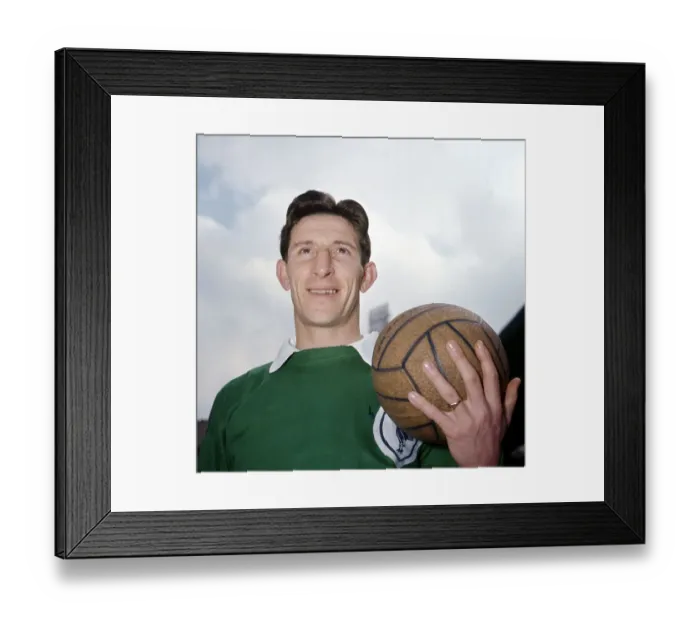 Framed Print : Tottenham Hotspur goalkeeper Bill Brown March 1964 Framed Print : Tottenham Hotspur goalkeeper Bill Brown March 1964