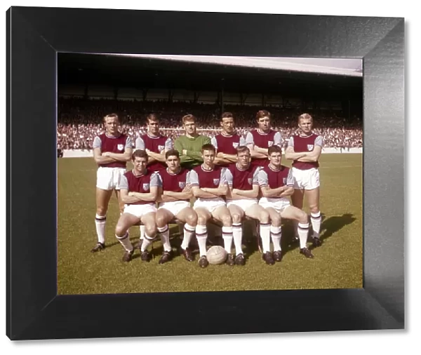 West Ham United pose for a team group at Upton Park before the league division one match