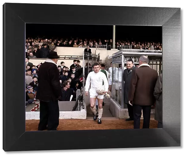 Leeds United captain leads his team out at Highbury for their league division one match