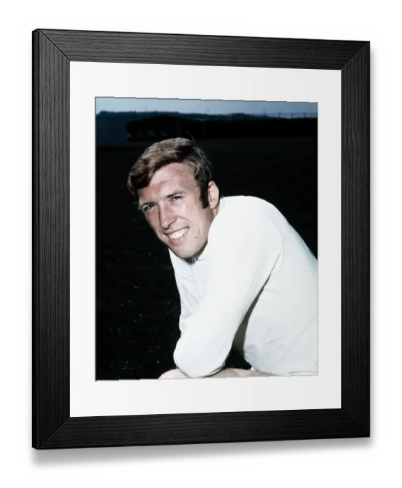 Framed Print : Leeds United footballer Mick Jones August 1970 Framed Print : Leeds United footballer Mick Jones August 1970
