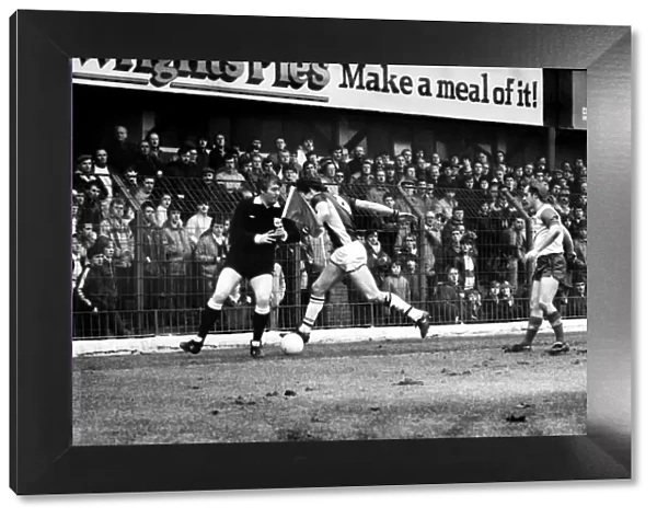 Stoke v. Aston Villa. March 1984 MF14-21-014 The final score was a one nil