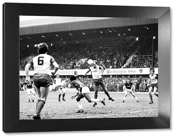 Stoke v. Aston Villa. March 1984 MF14-21-011 The final score was a one nil
