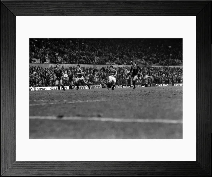 Framed Print : Manchester United v. Leicester City. March 1984 MF14-20-069 The final score was a Framed Print : Manchester United v. Leicester City. March 1984 MF14-20-069 The final score was a