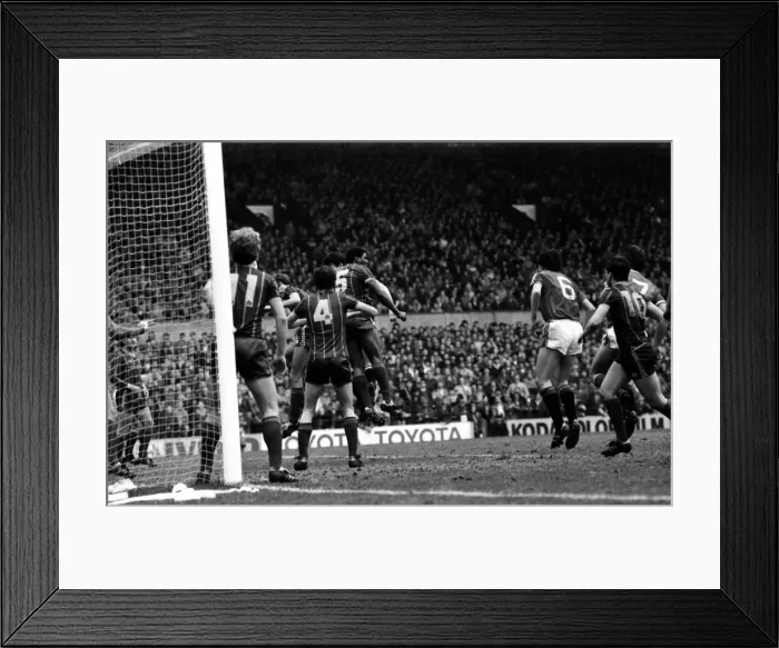 Framed Print : Manchester United v. Leicester City. March 1984 MF14-20-059 The final score was a Framed Print : Manchester United v. Leicester City. March 1984 MF14-20-059 The final score was a