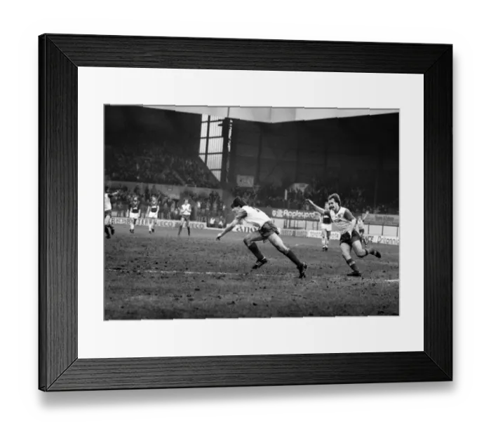 Framed Print : Stoke v. Aston Villa. March 1984 MF14-21-003 The final score was a one nil