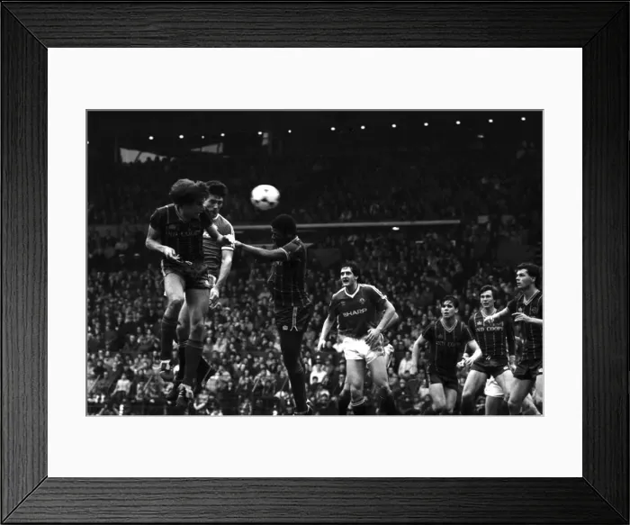 Framed Print : Manchester United v. Leicester City. March 1984 MF14-20-071 The final score was a Framed Print : Manchester United v. Leicester City. March 1984 MF14-20-071 The final score was a
